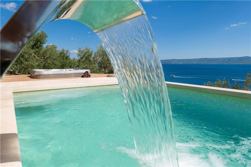 Sea-view villa in Bol, photograph 19