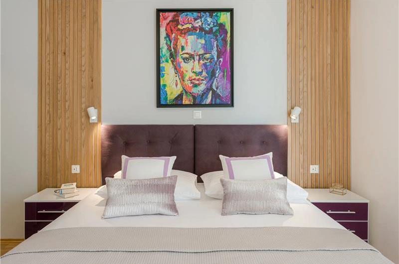 3 bedroom villa with infinity pool in Mlini, sleeps 6