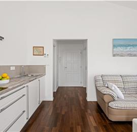 9-Bedroom Villa with Exceptionally Large Heated Pool and Sea Views near Trogir – Sleeps 18- 22