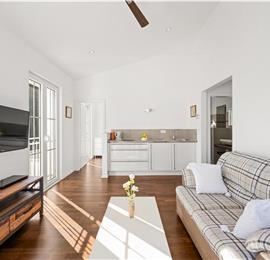 9-Bedroom Villa with Exceptionally Large Heated Pool and Sea Views near Trogir – Sleeps 18- 22