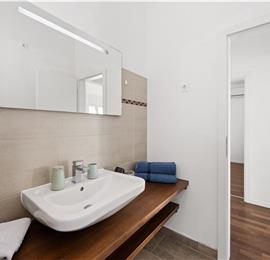 9-Bedroom Villa with Exceptionally Large Heated Pool and Sea Views near Trogir – Sleeps 18- 22