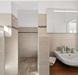 9-Bedroom Villa with Exceptionally Large Heated Pool and Sea Views near Trogir – Sleeps 18- 22