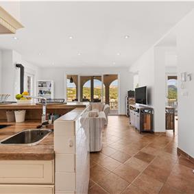 9-Bedroom Villa with Exceptionally Large Heated Pool and Sea Views near Trogir – Sleeps 18- 22