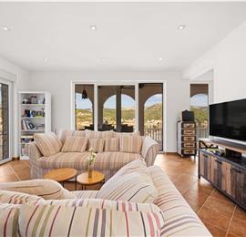 9-Bedroom Villa with Exceptionally Large Heated Pool and Sea Views near Trogir – Sleeps 18- 22