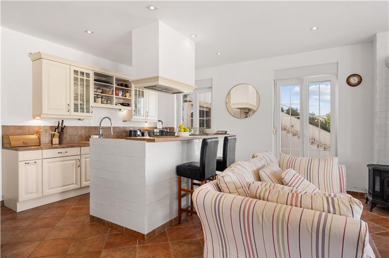 9-Bedroom Villa with Exceptionally Large Heated Pool and Sea Views near Trogir – Sleeps 18- 22