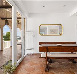 9-Bedroom Villa with Exceptionally Large Heated Pool and Sea Views near Trogir – Sleeps 18- 22