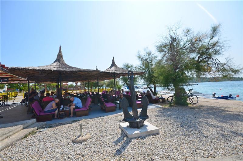 4 Bedroom Villa with Pool near Vodice town, Sibenik Riviera, sleeps 8