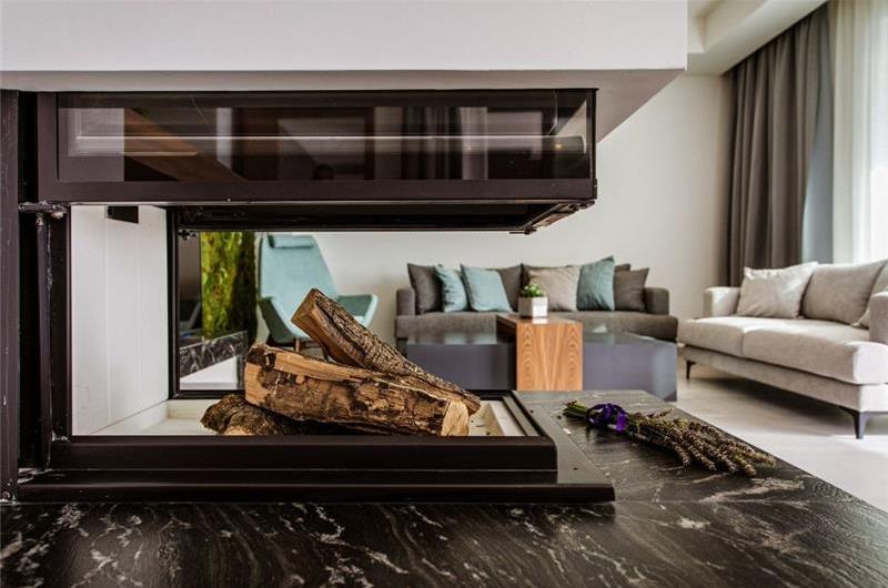 5-Bedroom Luxury Sea-View Villa with Infinity Pool near Dubrovnik – Sleeps 10