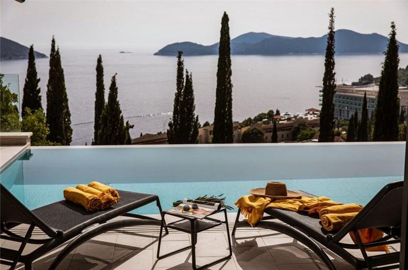 5-Bedroom Luxury Sea-View Villa with Infinity Pool near Dubrovnik – Sleeps 10
