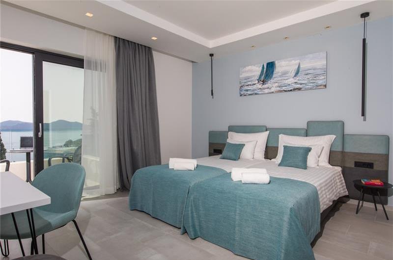 Luxury 5-Bedroom Villa with Sea-Views and Infinity Pool near Dubrovnik – Sleeps 10