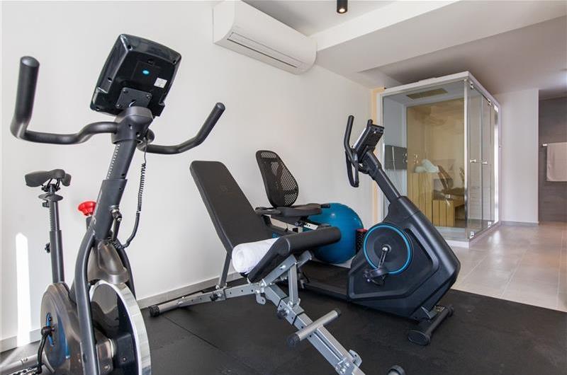 Luxury 5-Bedroom Villa with Sea-Views and Infinity Pool near Dubrovnik – Sleeps 10