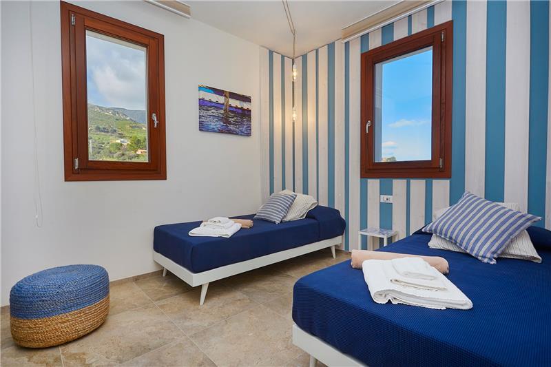 Sea-view villa in Sicily, photograph 10
