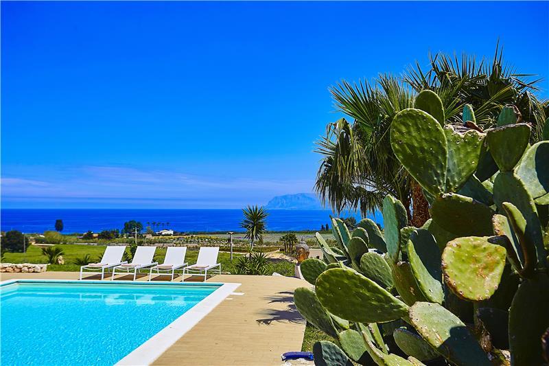 Sea-view villa in Sicily, photograph 15