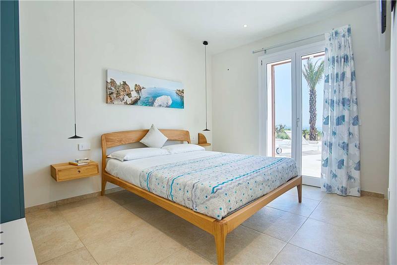 Sea-view villa in Sicily, photograph 23