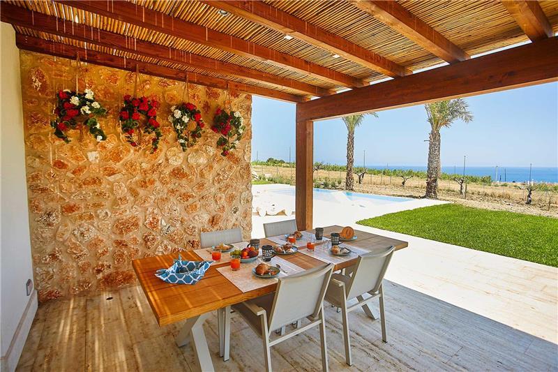 Sea-view villa in Sicily, photograph 5