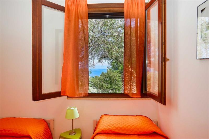 Sea-view villa in Sicily, photograph 16