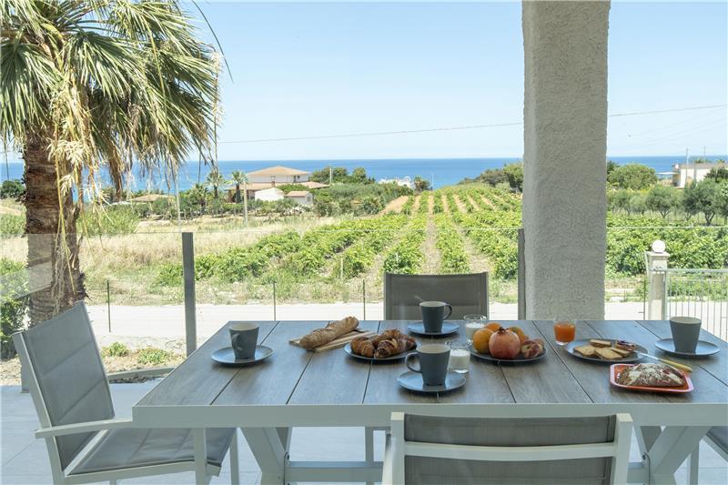 Sea-view villa in Sicily, photograph 6