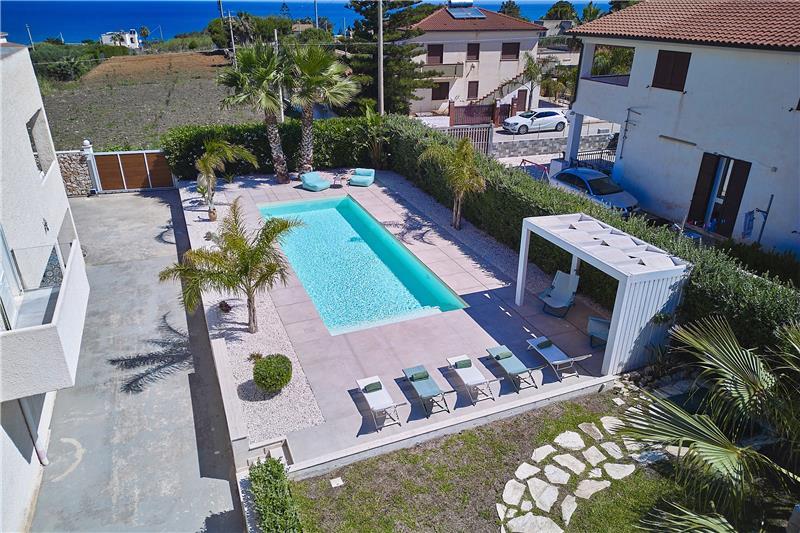 Sea-view villa in Sicily, photograph 3