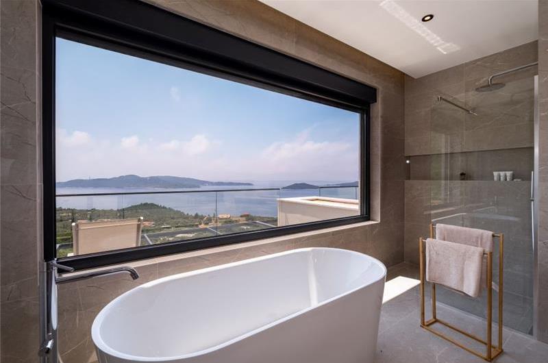 4 bedroom villa with pool in Dubrovnik region, sleeps 8 