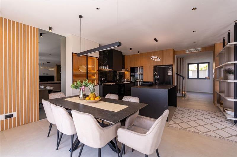 4 bedroom villa with pool in Dubrovnik region, sleeps 8 