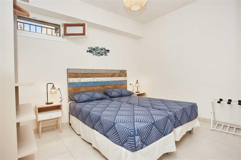 Beachfront villa in Sicily, photograph 11