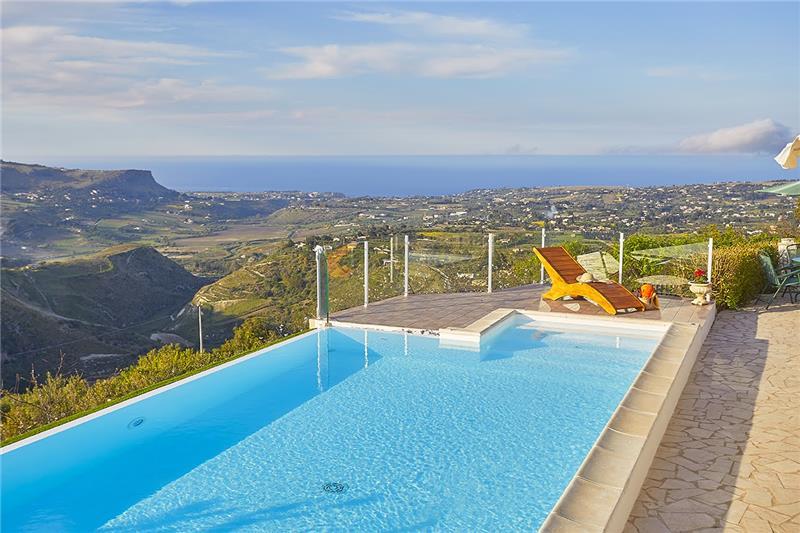 Sea-view villa in Sicily, photograph 4