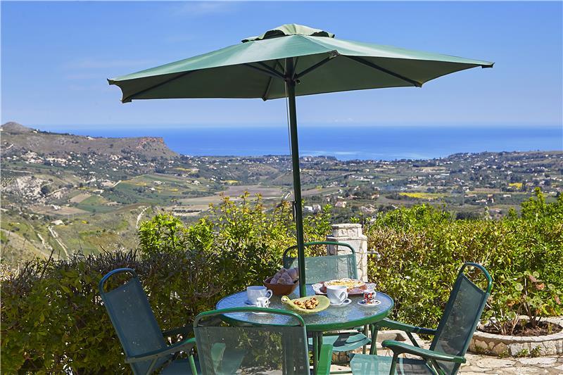 Sea-view villa in Sicily, photograph 14