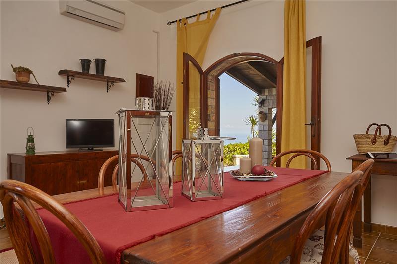 Sea-view villa in Sicily, photograph 21