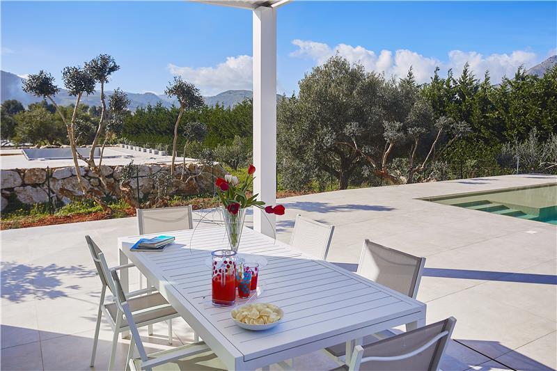 Villa in Sicily, photograph 4