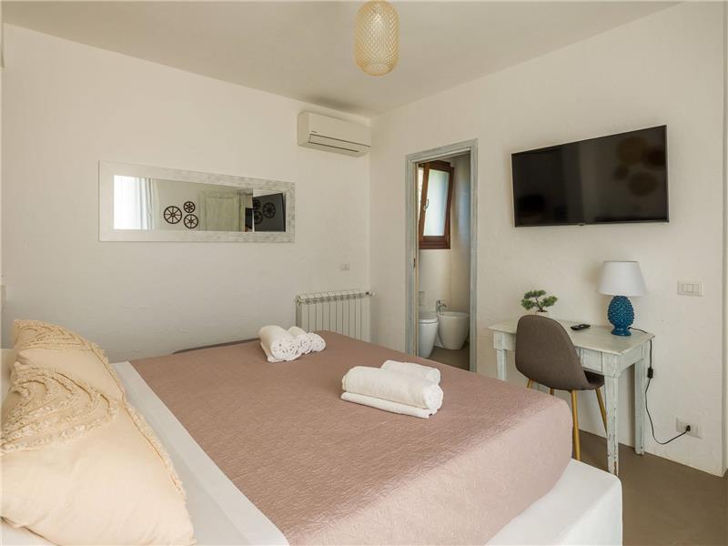 Sea-view villa in Sicily, photograph 9