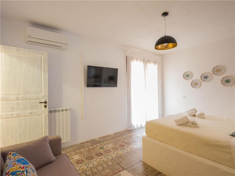 Sea-view villa in Sicily, photograph 21