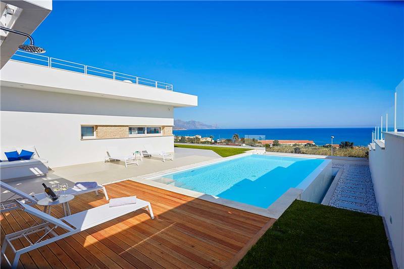 Sea-view villa in Sicily, photograph 2