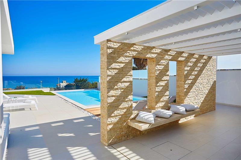 Sea-view villa in Sicily, photograph 4