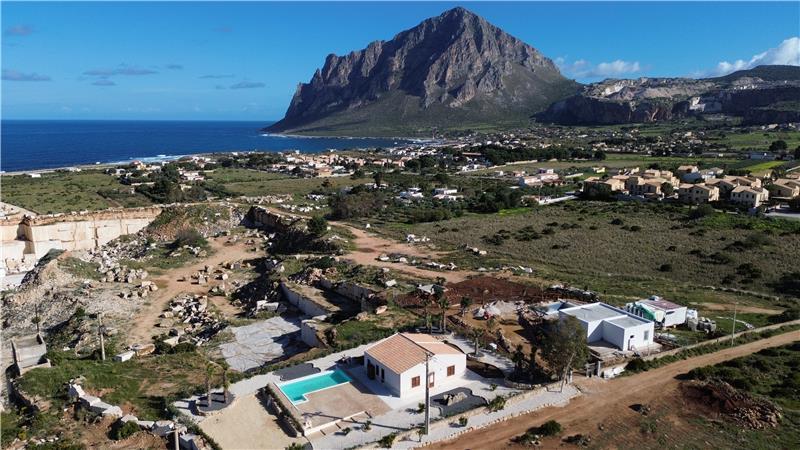 Sea-view villa in Sicily, photograph 5