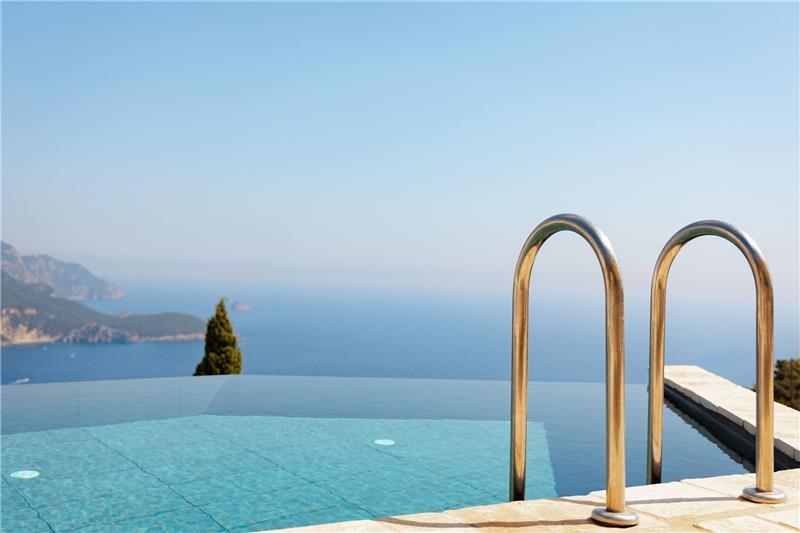 Sea-view villa in Palaiokastrítsa, photograph 4
