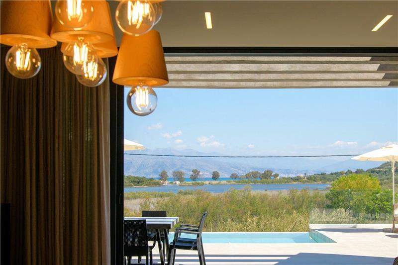 Sea-view villa in Acharavi, photograph 16