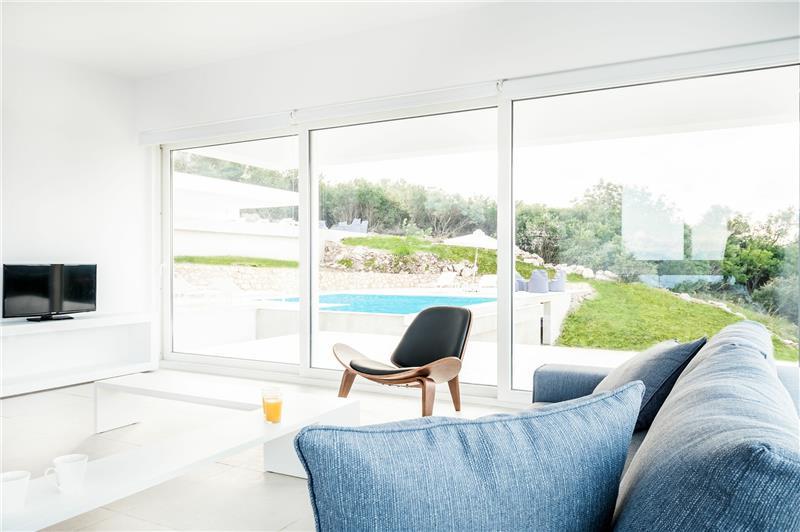 Sea-view villa in Apraos, photograph 9