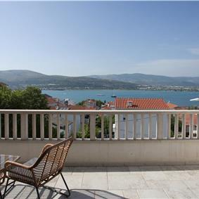 4-Bedroom Villa with Pool, Sleeps 8–12 – Ciovo, near Trogir