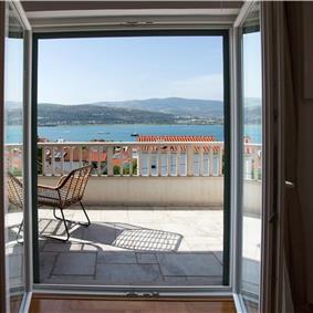 4-Bedroom Villa with Pool, Sleeps 8–12 – Ciovo, near Trogir