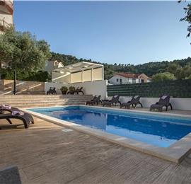 4-Bedroom Villa with Pool, Sleeps 8–12 – Ciovo, near Trogir