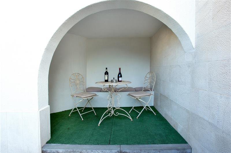 4-Bedroom Villa with Pool, Sleeps 8–12 – Ciovo, near Trogir