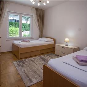4-Bedroom Villa with Pool, Sleeps 8–12 – Ciovo, near Trogir
