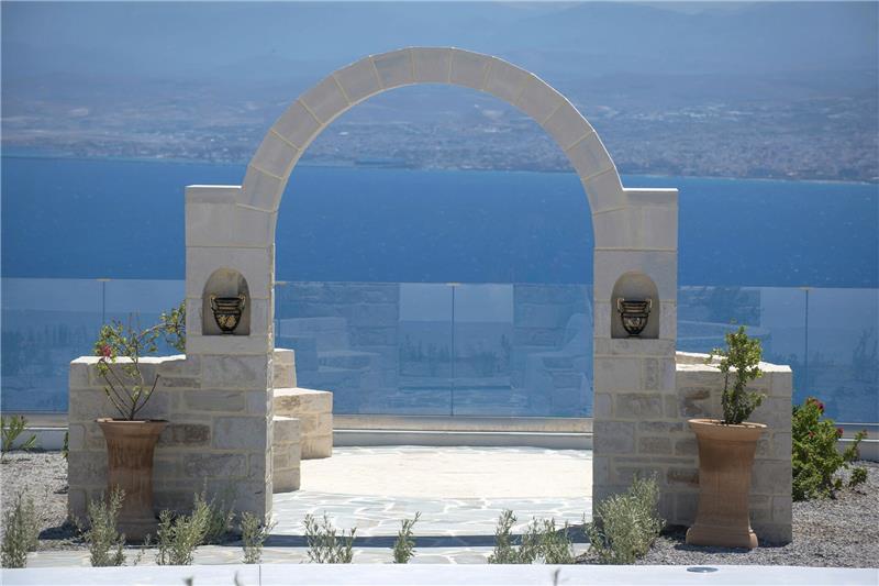 Beachfront villa in Heraklion, photograph 15