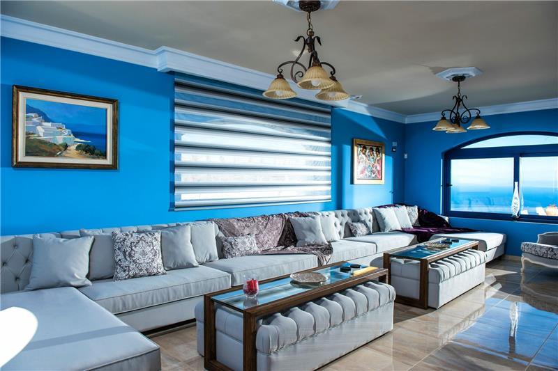Beachfront villa in Heraklion, photograph 5