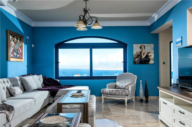 Beachfront villa in Heraklion, photograph 6