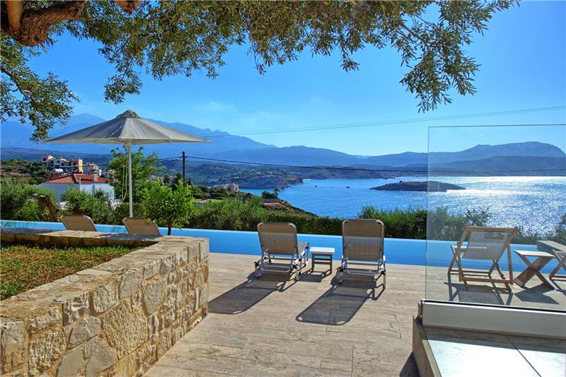Sea-view villa in Chania, photograph 7
