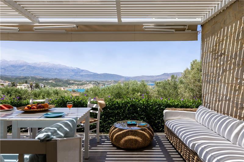 Sea-view villa in Chania, photograph 9