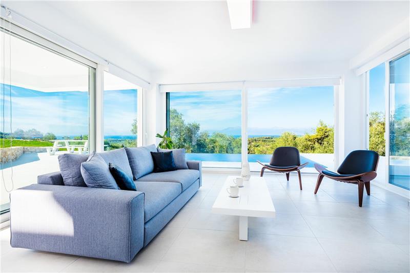 Sea-view villa in Apraos, photograph 7