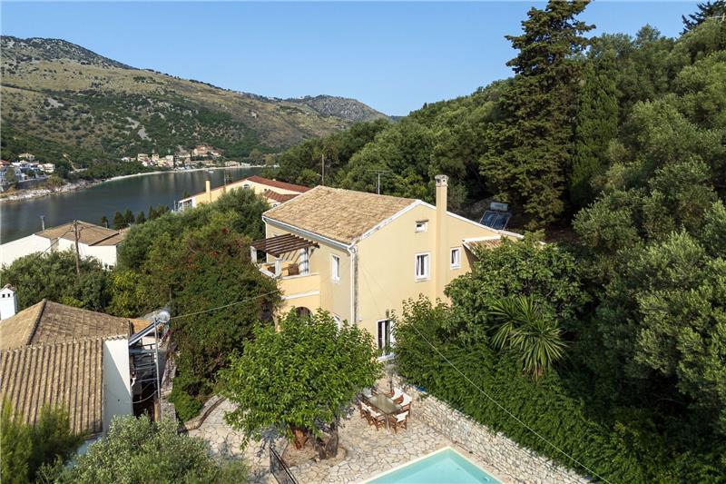 Villa in Kassiopi, photograph 21