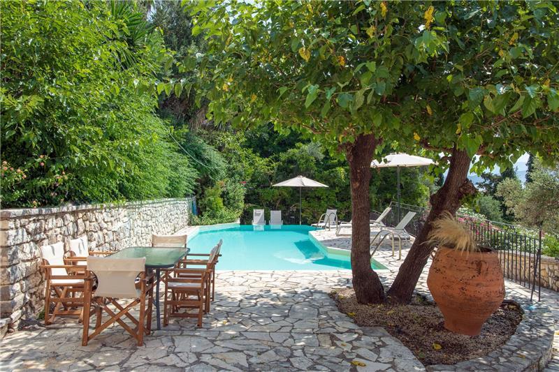 Villa in Kassiopi, photograph 4